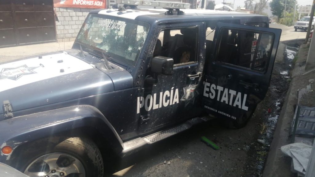 Policías emboscados en Edomex