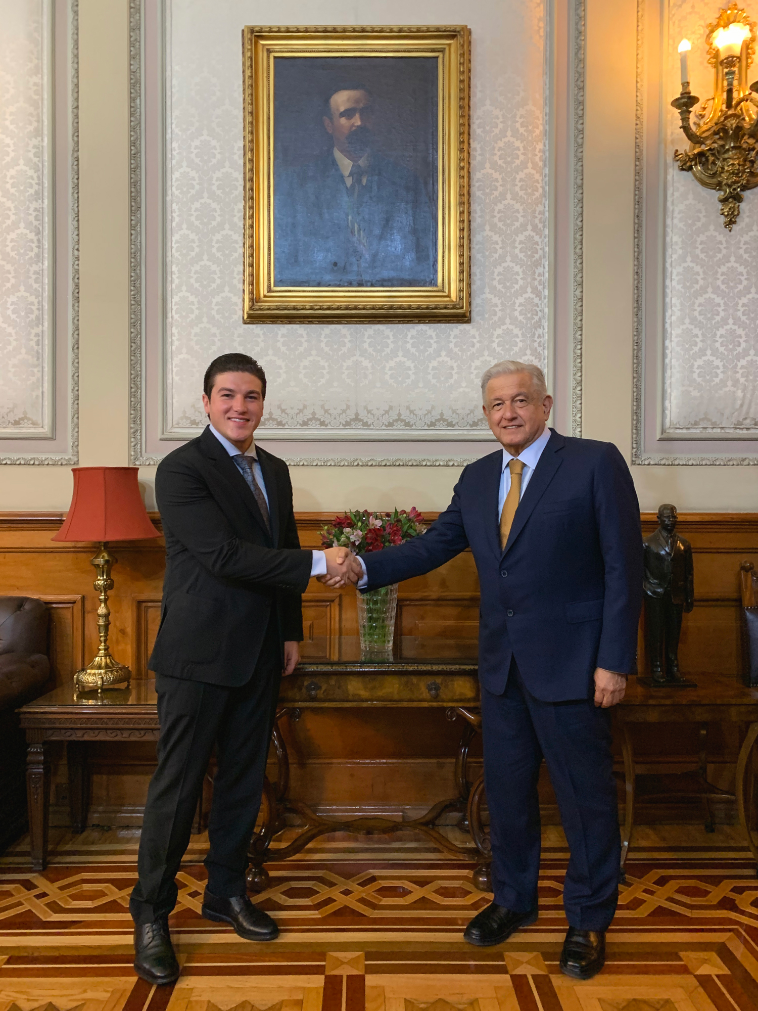 El presidente Andrés Manuel López Obrador y Samuel García, gobernador electo de Nuevo León, se reunieron en Palacio Nacional.