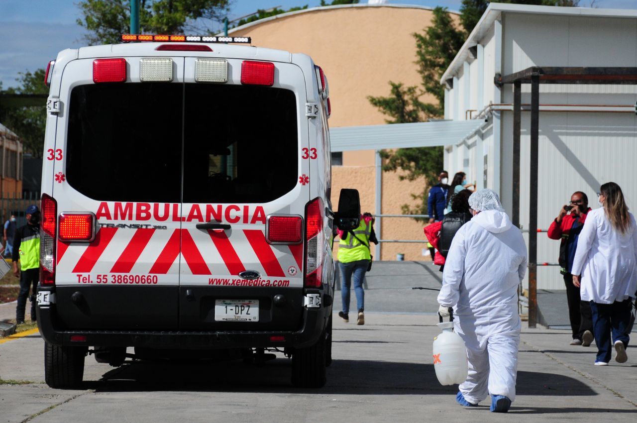 Un paciente con Covid-19 se fugó de un hospital y robó un automóvil en el Estado deMéxico.