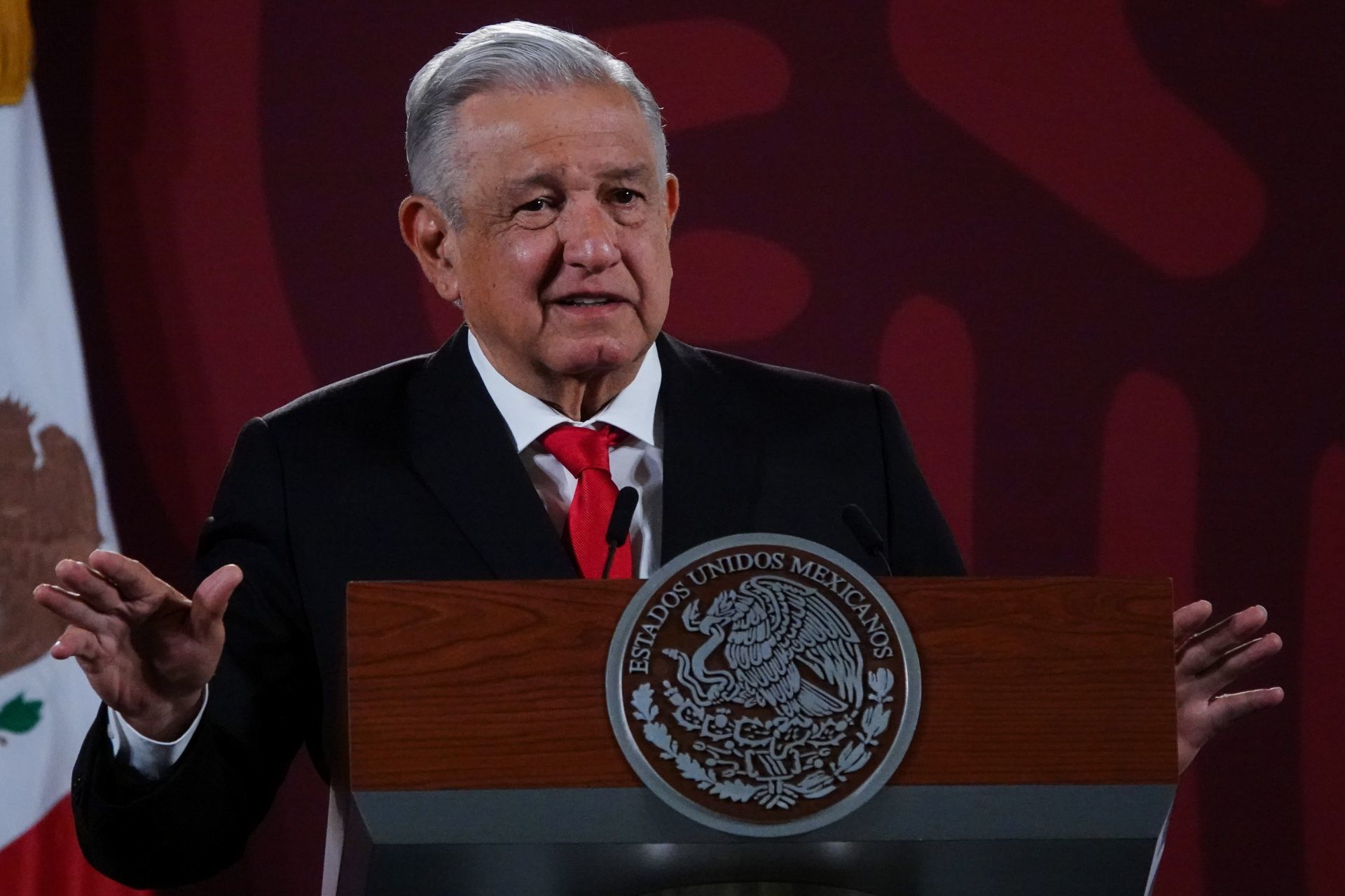 El presidente Andrés Manuel López Obrador reiteró que participará en la consulta de revocación de mandato el 10 de abril.