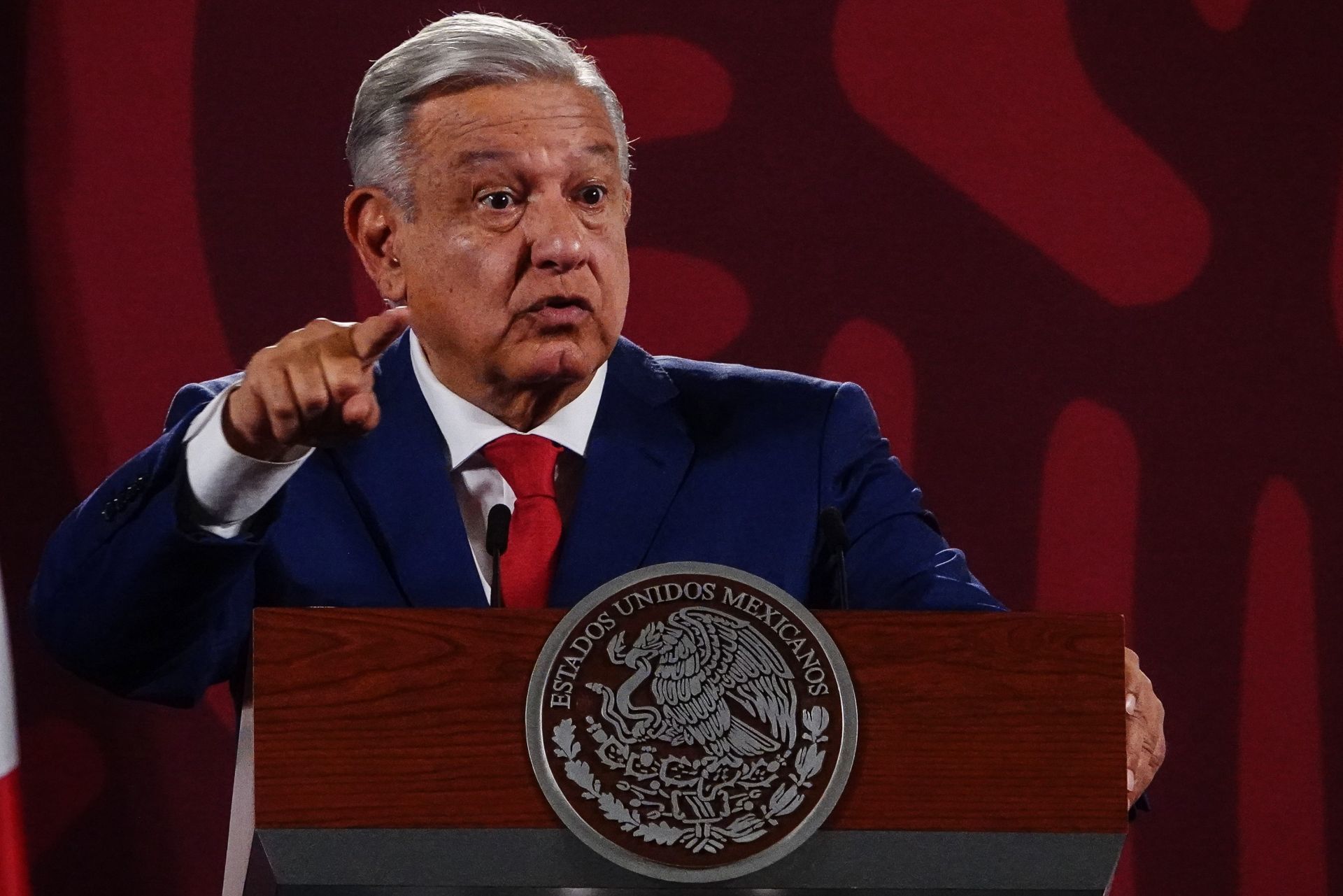 El presidente Andrés Manuel López Obrador descartó la participación de un militar en las elecciones presidenciales de 2024.