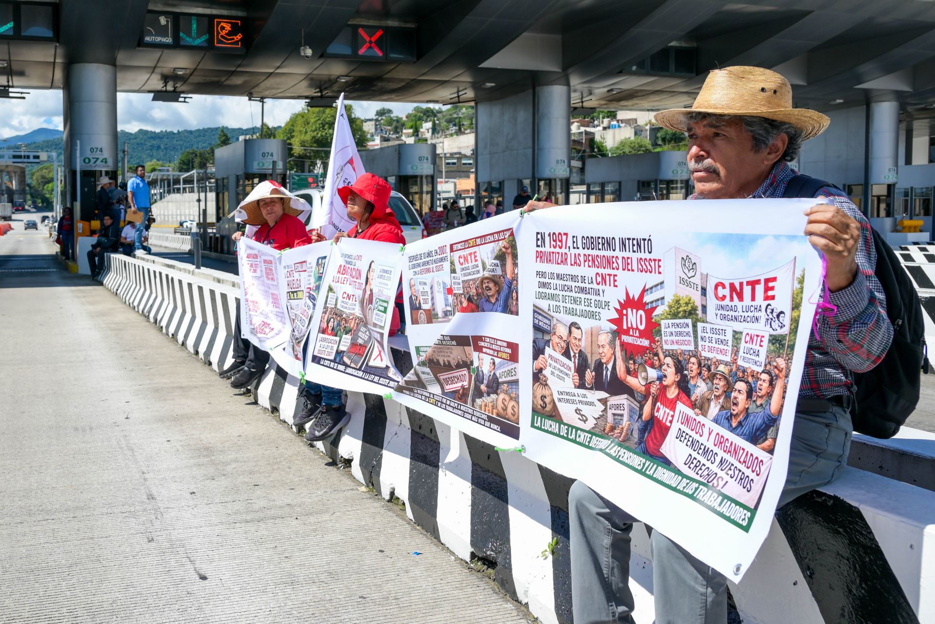 CNTE casetas